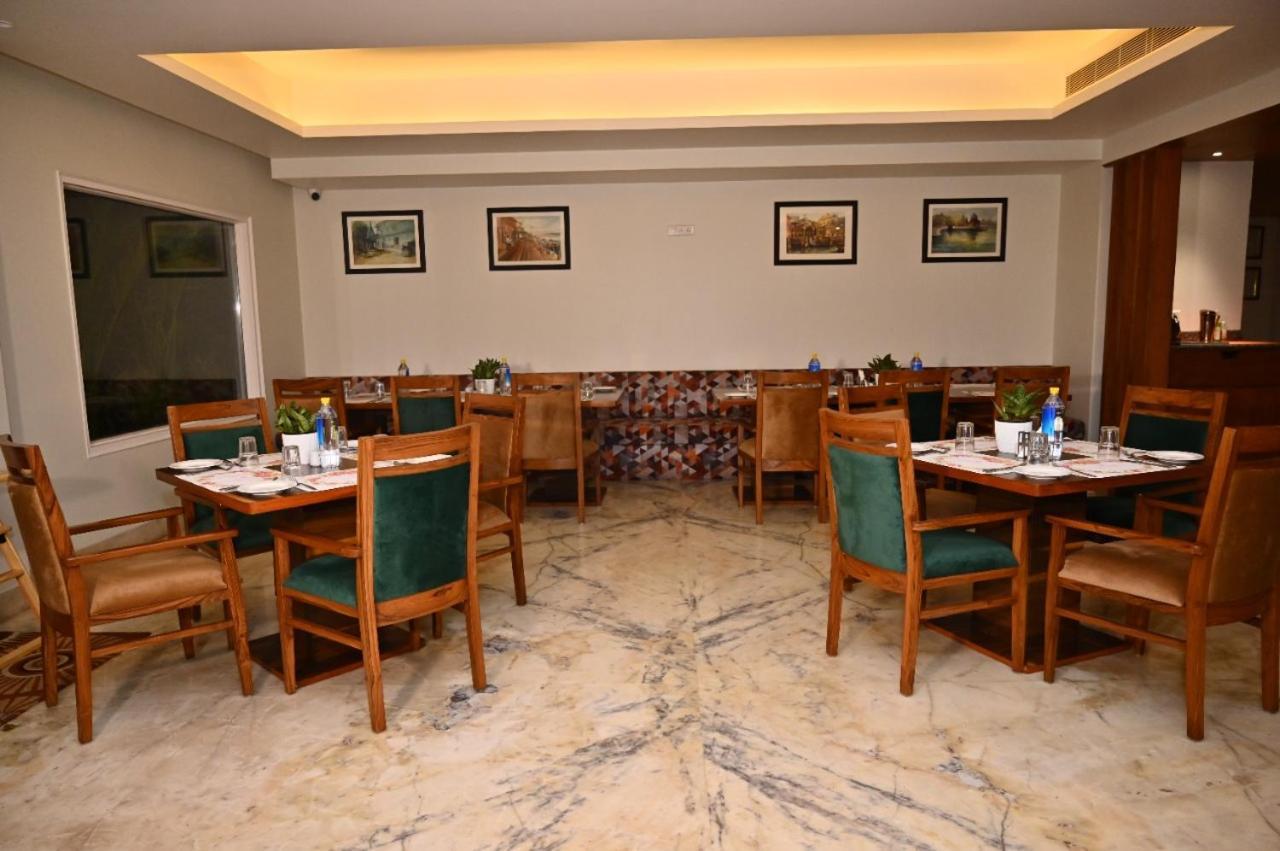The Lalita Grand Mathura- Vrindavan Exterior foto
