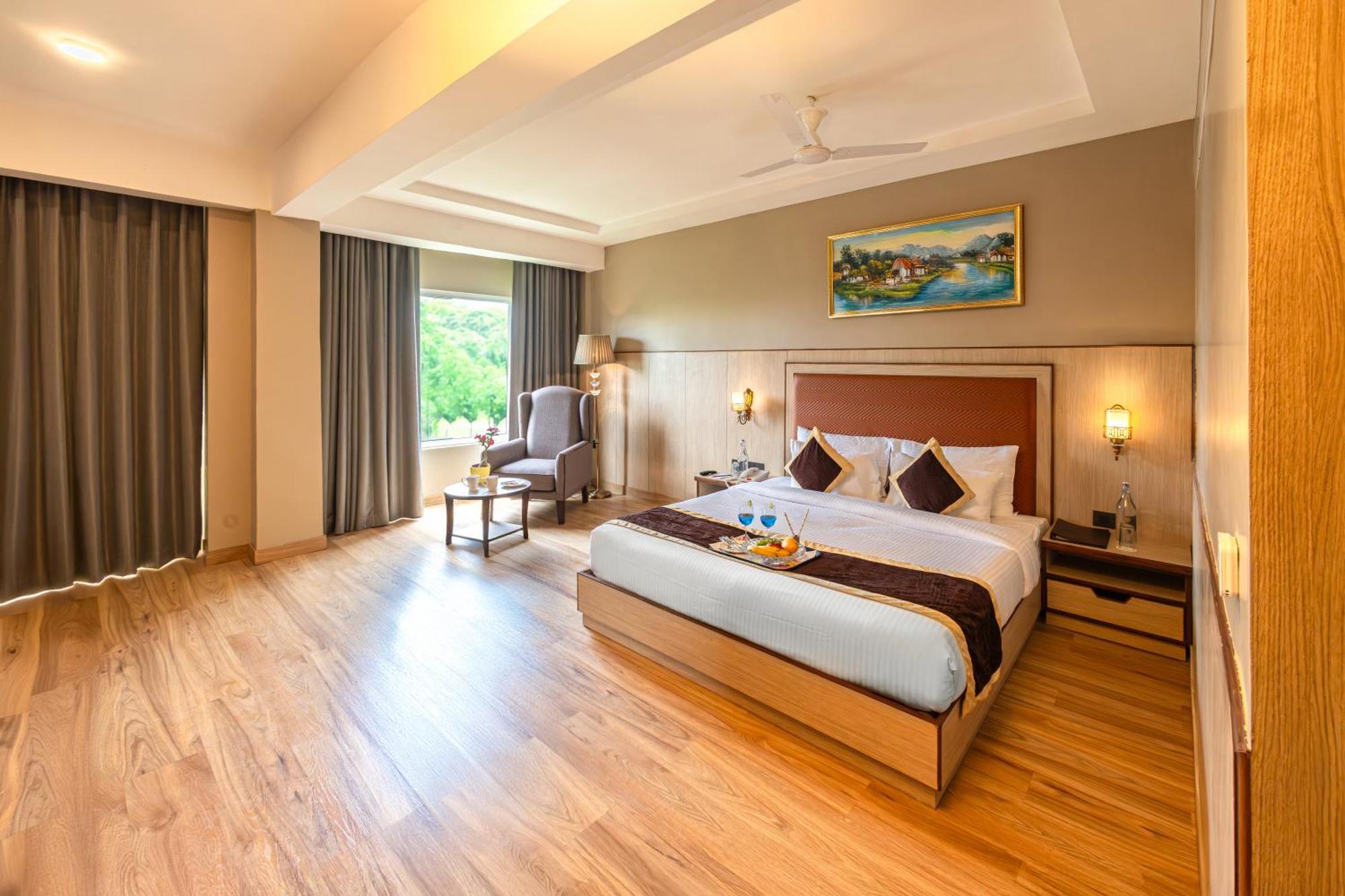 The Lalita Grand Mathura- Vrindavan Exterior foto